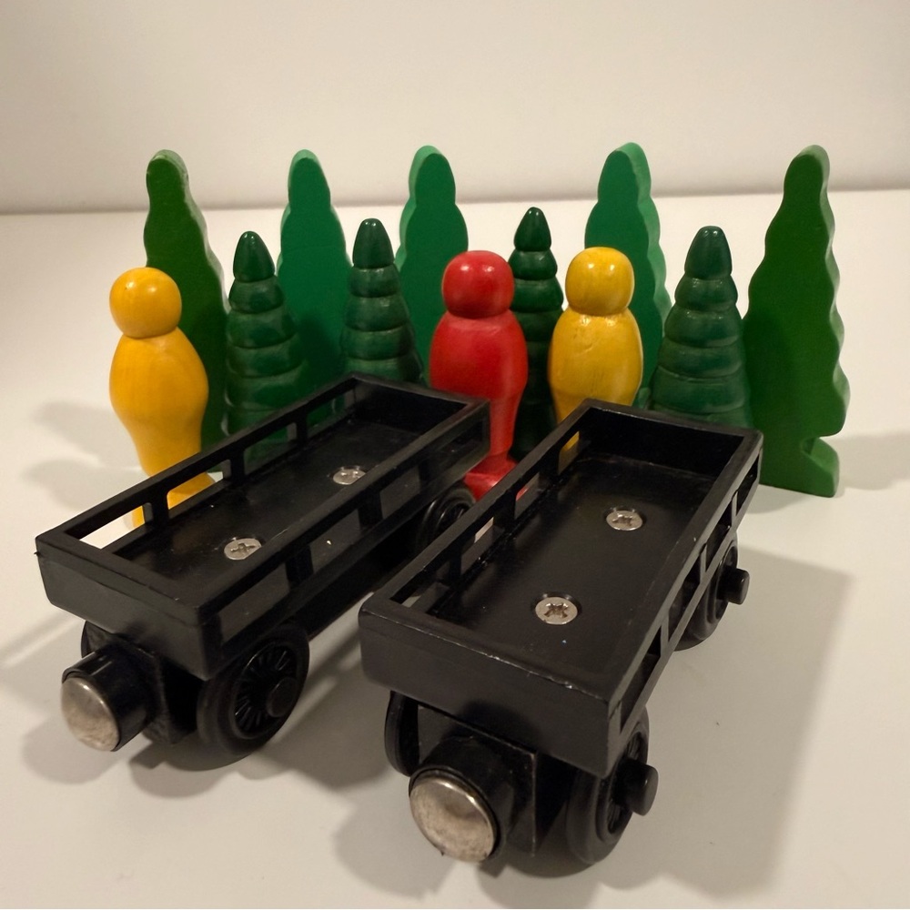 Thomas & Friends Wooden Train Railway Black Wood Cargo Tender Cars Trees